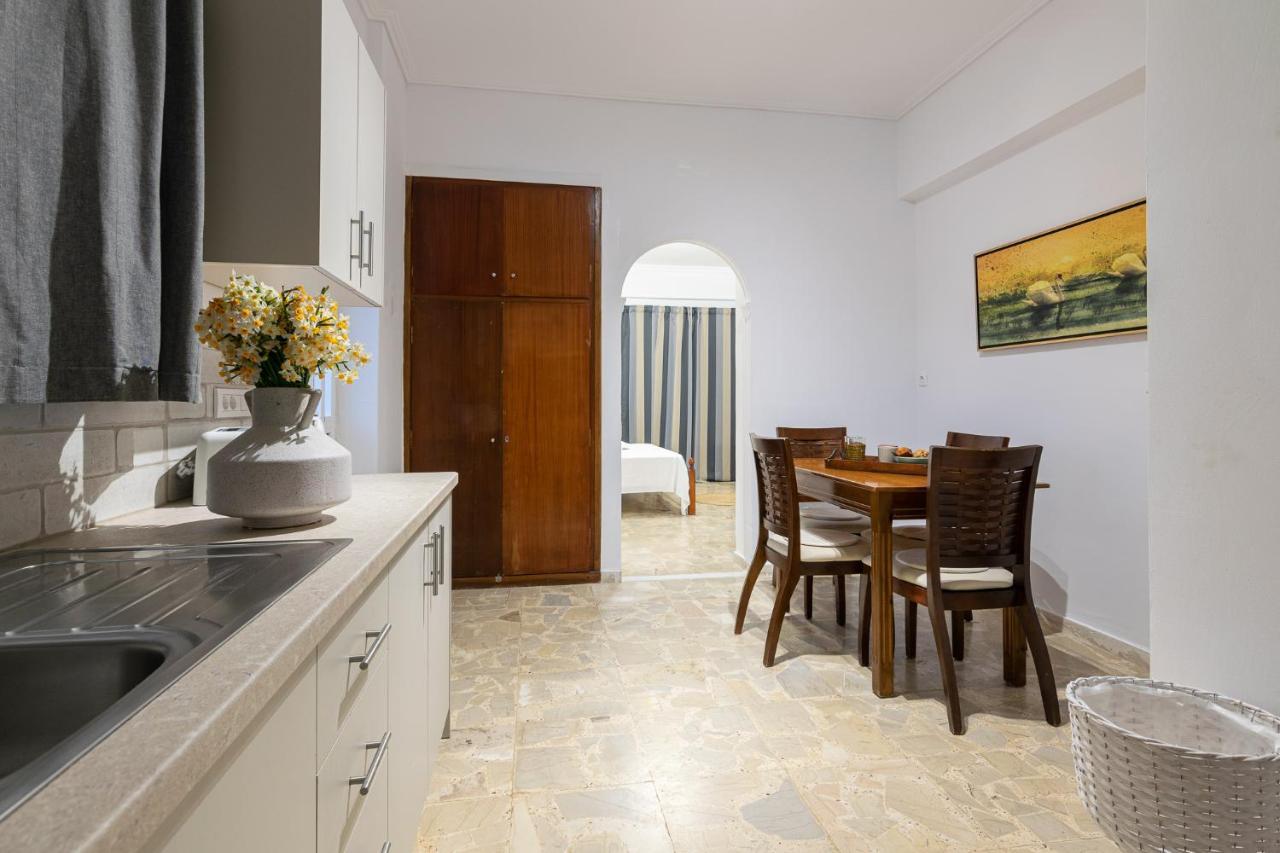 Denise Studios And Apartments Argassi Extérieur photo