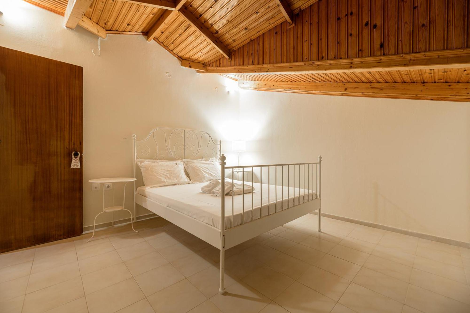 Denise Studios And Apartments Argassi Extérieur photo