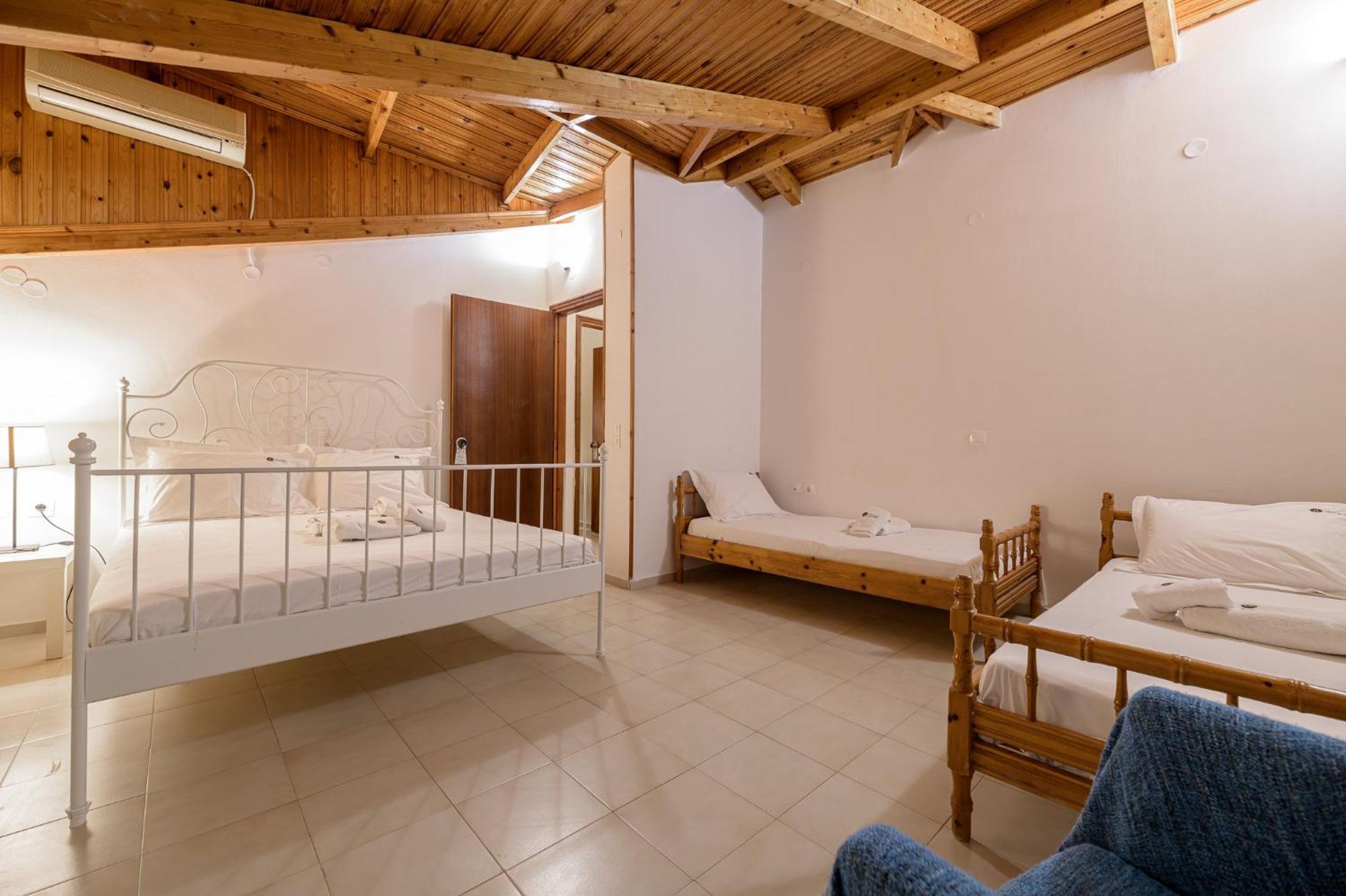 Denise Studios And Apartments Argassi Extérieur photo