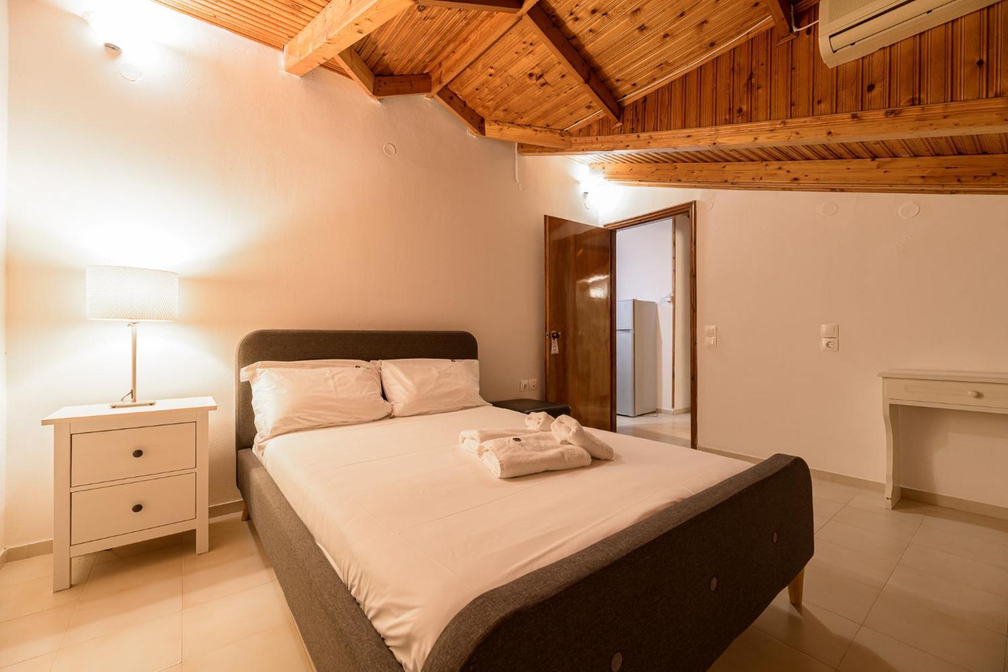 Denise Studios And Apartments Argassi Extérieur photo